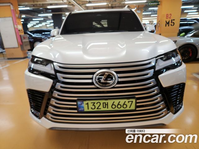 Lexus LX 4-го поколения 700h VIP - фото 0