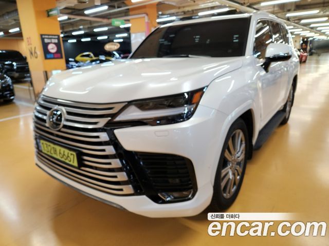 Lexus LX 4-го поколения 700h VIP - фото 1
