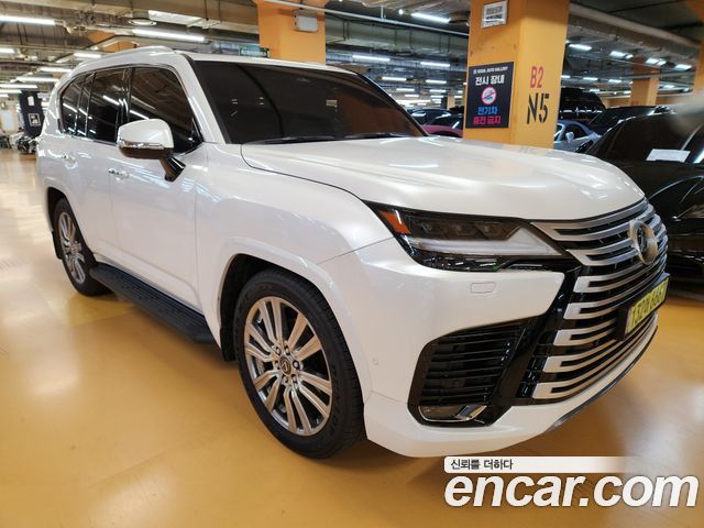 Lexus LX 4-го поколения 700h VIP - фото 2