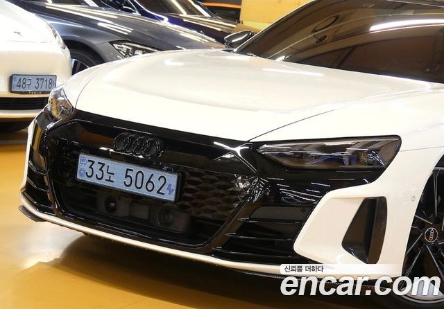 Audi RS e-Tron GT GT RS - фото 4