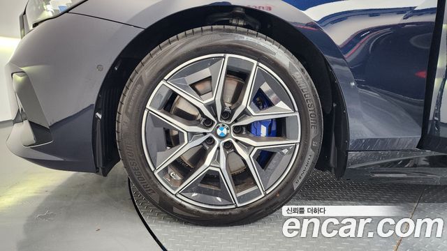 BMW i5 G60 xDrive 40 M Sport - фото 4