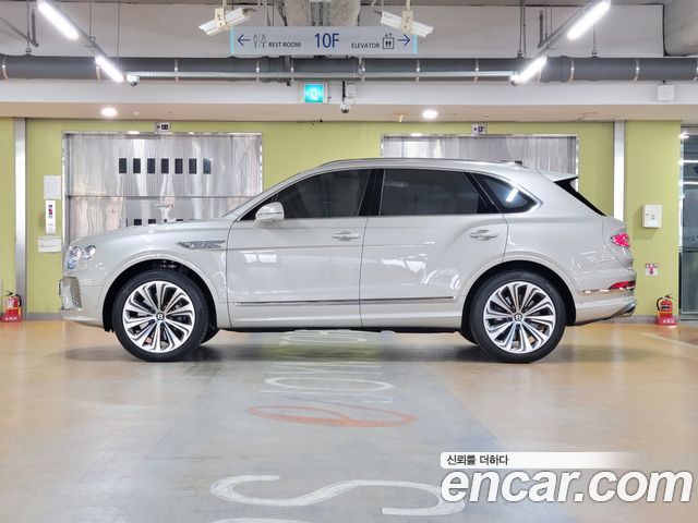 Bentley Bentayga 4.0 V8 Atelier Edition - фото 1