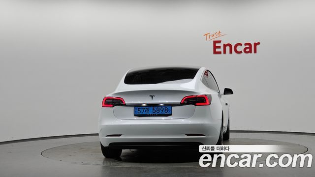 Tesla Model 3 Standard Range Plue RWD - фото 3