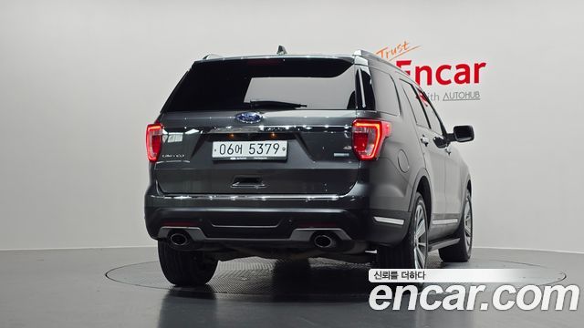 Ford Explorer 2.3 Limited 4WD 5th - фото 3