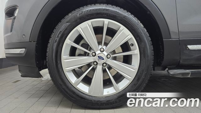 Ford Explorer 2.3 Limited 4WD 5th - фото 4