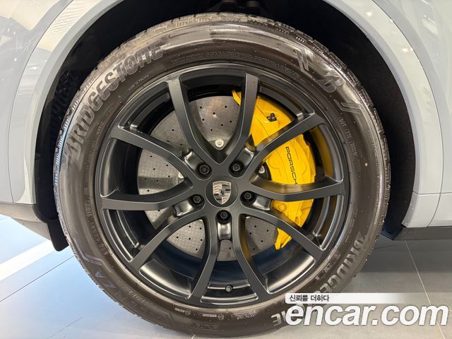 Porsche Cayenne PO536 4.0 Turbo E-hybrid Coupe - фото 4