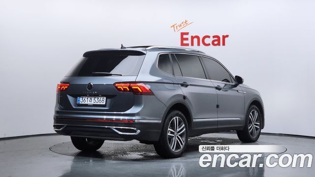 Volkswagen Tiguan Allspace 2.0 TSI Prestige - фото 1