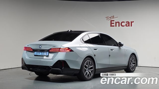 BMW i5 G60 xDrive 40 M Sport - фото 0