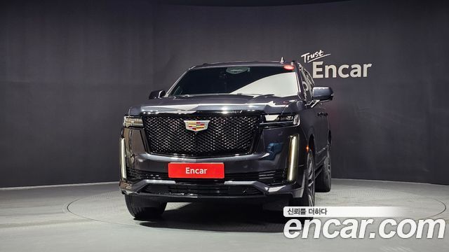Cadillac Escalade 5-го поколения 6.2 Sports Platinum - фото 2