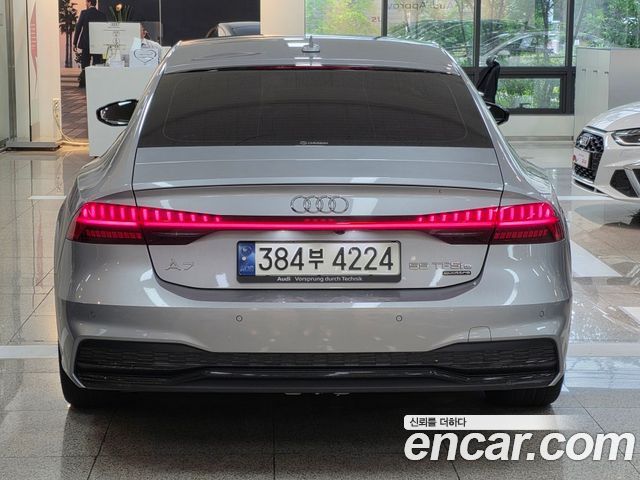 Audi A7 55 TFSI e Quattro Premium - фото 3