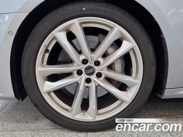 Audi A7 55 TFSI e Quattro Premium - фото 4