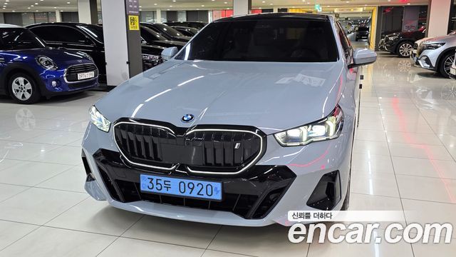 BMW i5 G60 eDrive 40 M Sport - фото 1