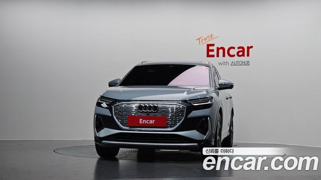 Audi Q4 e-Tron F4 40 Premium - фото 2