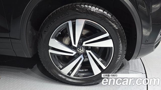Volkswagen Touareg 3-го поколения 3.0 TDI Premium - фото 4
