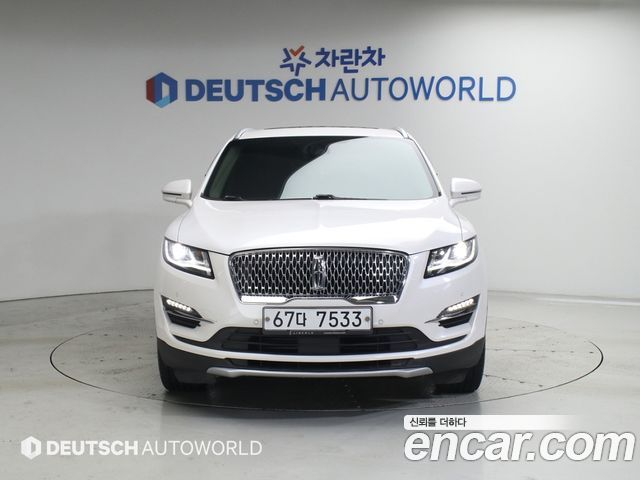 Lincoln MKC 2.0 AWD - фото 2