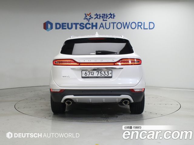 Lincoln MKC 2.0 AWD - фото 3
