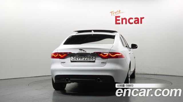 Jaguar XF X260 25t Portfolio - фото 3