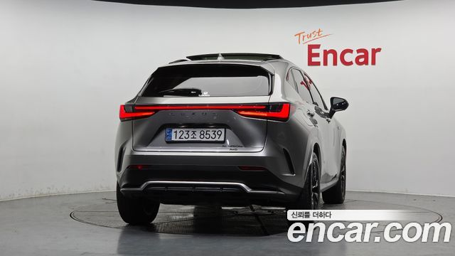 Lexus NX 450h+ 2-го поколения F-Sport - фото 3