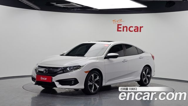 Honda Civic 2.0 10th - фото 0