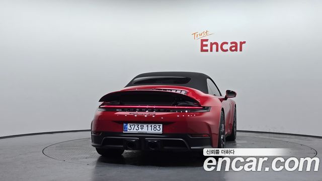 Porsche 911 Carrera GTS Cabriolet - фото 3