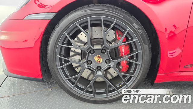 Porsche 911 Carrera GTS Cabriolet - фото 4