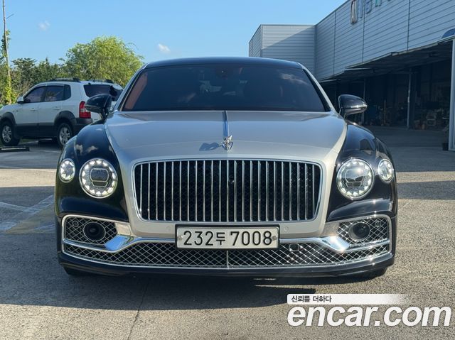 Bentley Flying Spur 3-го поколения 4.0 - фото 2