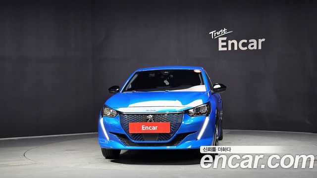 Peugeot 208 2-го поколения Allure - фото 2