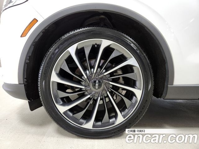 Lincoln Aviator 2-го поколения 3.0 Reserve AWD - фото 4