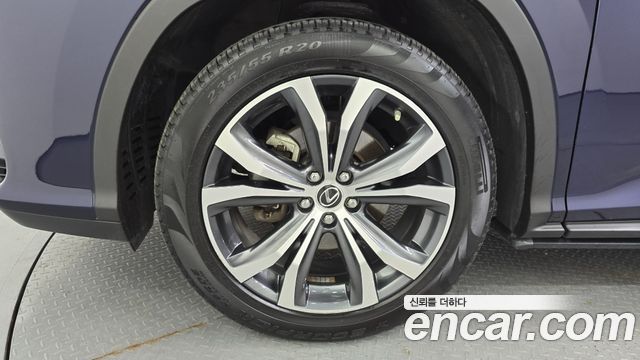 Lexus RX 450h 4-го поколения Executive - фото 3