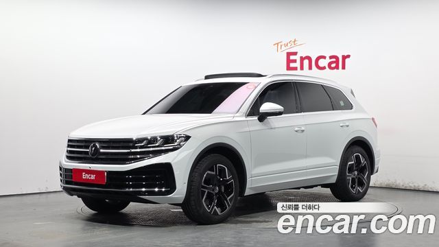 Volkswagen Touareg 3-го поколения 3.0 TDI Prestige - фото 0
