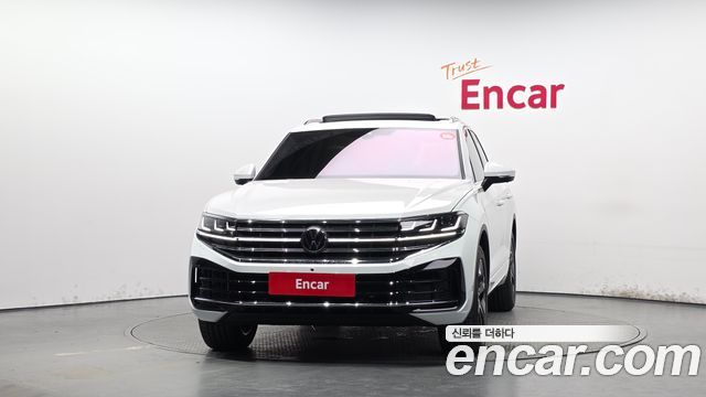 Volkswagen Touareg 3-го поколения 3.0 TDI Prestige - фото 2