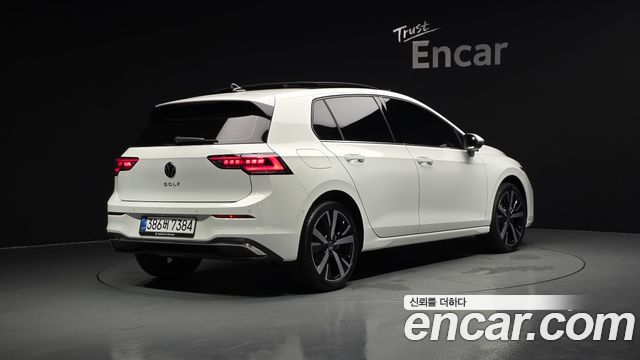 Volkswagen Golf 8-го поколения 2.0 TDI Prestige - фото 0