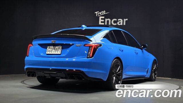 Cadillac CT5-V 6.2 Blackwing - фото 1