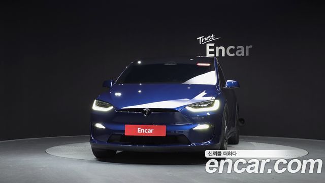 Tesla Model X AWD - фото 2
