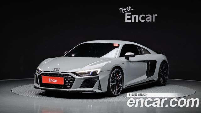 Audi R8 5.2 V10 Performance Coupe - фото 0
