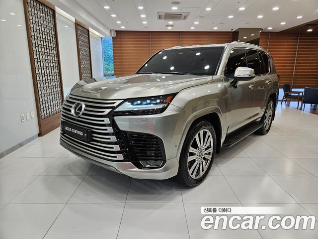 Lexus LX 4-го поколения 700h VIP - фото 0