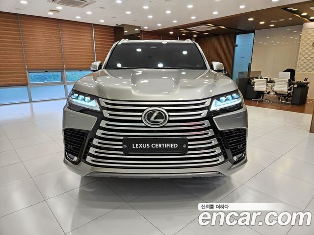 Lexus LX 4-го поколения 700h VIP - фото 2