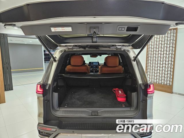 Lexus LX 4-го поколения 700h VIP - фото 4