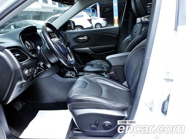 Jeep Cherokee KL 2.4 Limited 2WD - фото 4
