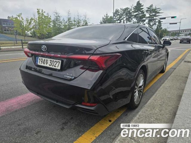 Toyota Avalon 5-го поколения 2.5 Hybrid - фото 1