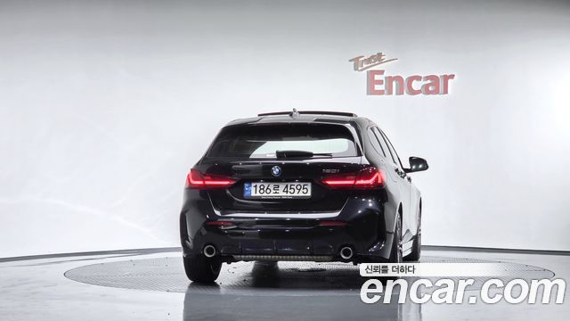 BMW 1 Series F40 120i M Sports - фото 2