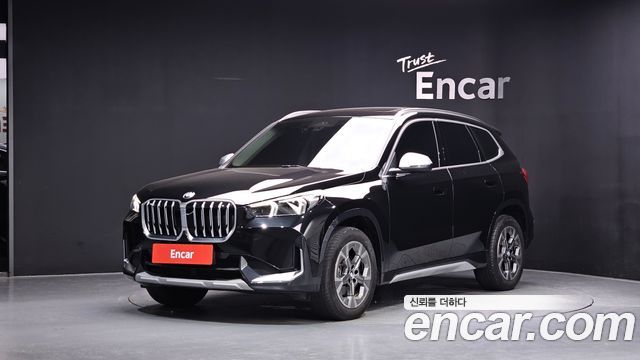 BMW X1 U11 xDrive 20i xLine - фото 0