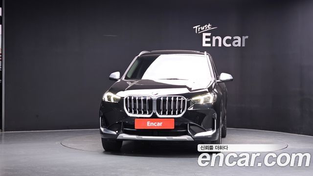 BMW X1 U11 xDrive 20i xLine - фото 2