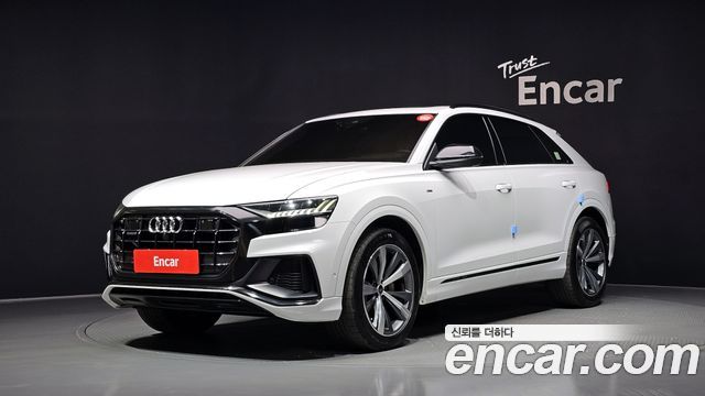 Audi Q8 50 TDI Quattro Premium - фото 0