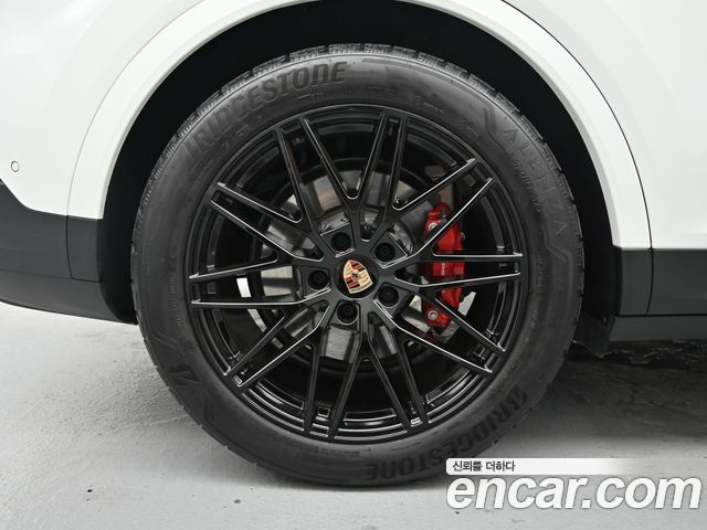 Porsche Cayenne PO536 3.0 S E-Hybrid - фото 4