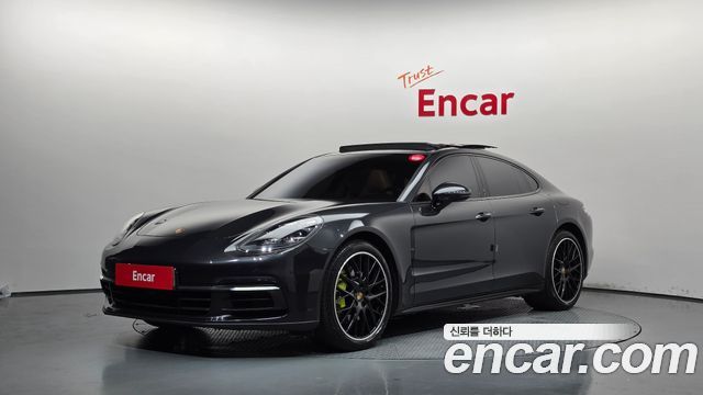 Porsche Panamera 2.9 AWD E-Hybrid - фото 0