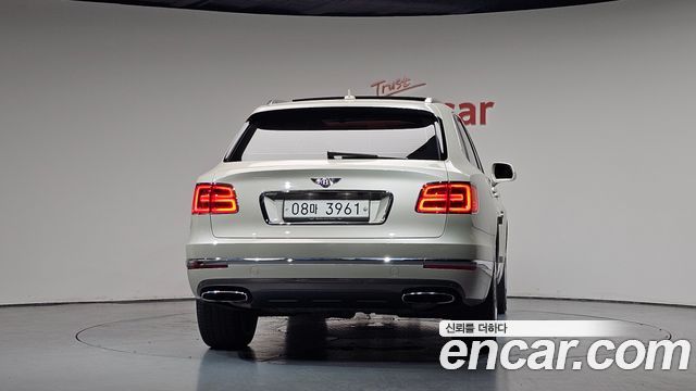 Bentley Bentayga 6.0 W12 - фото 2