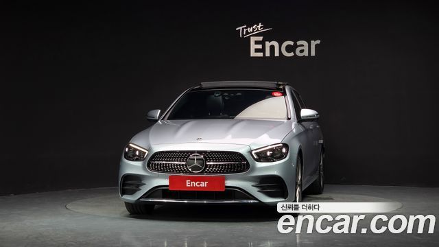 Mercedes-Benz E-Class W213 E350 4MATIC AMG Line - фото 2