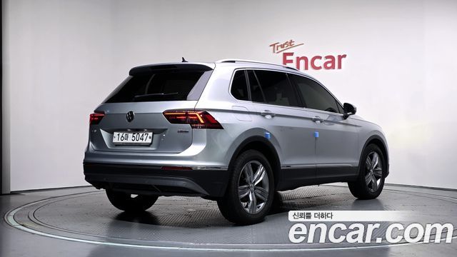 Volkswagen Tiguan 2-го поколения 2.0 TDI 4Motion Prestige - фото 1