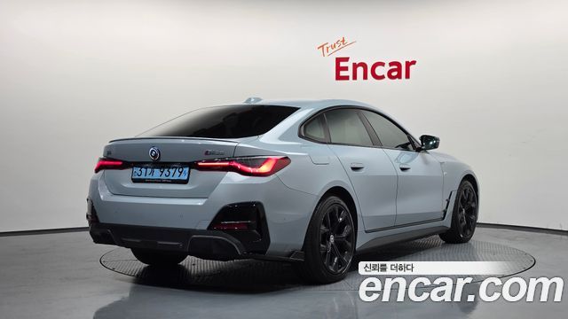 BMW i4 eDrive40 M Sports Pro - фото 1